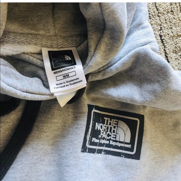 SOLD The North Face Hoodie, size M - Picture 5 of 5